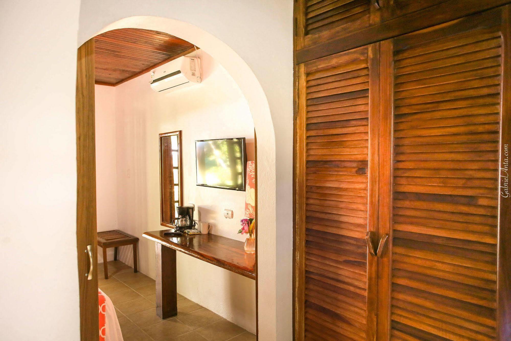 Magellan Boutique Hotel Cahuita Esterno foto